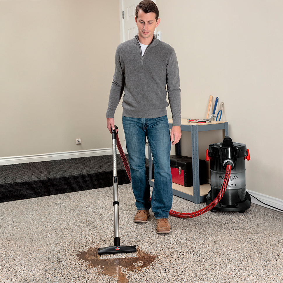 Opruimen van natte vuiligheid