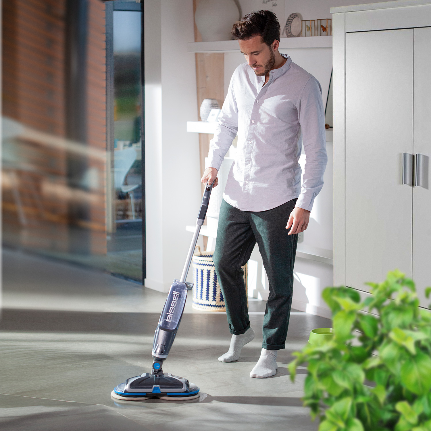 Reinig veilig verschillende gesealde harde vloeren