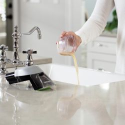 Vlekverwijderaar voor het verwijderen van vlekken en schoonmaken van tapijten